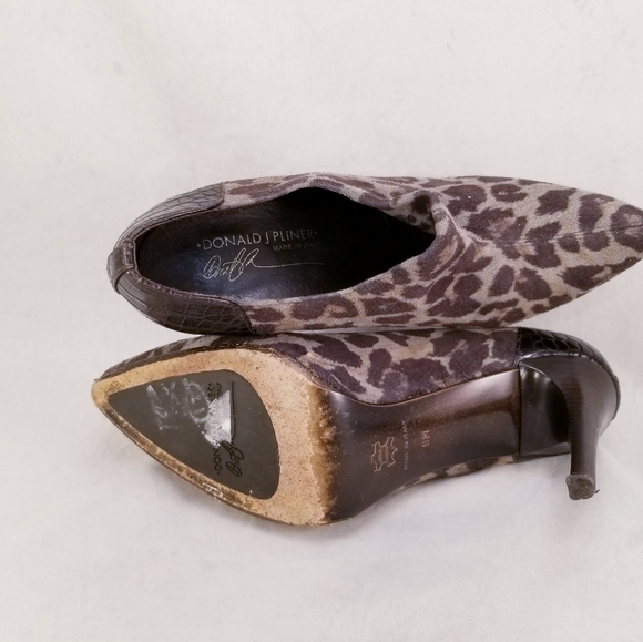 DONALD J. PLINER WOMAN LEOPARD ANKLE BOOTS POINTED TOE SIZE 9 M BROWN CROCODILE - Picture 9 of 12